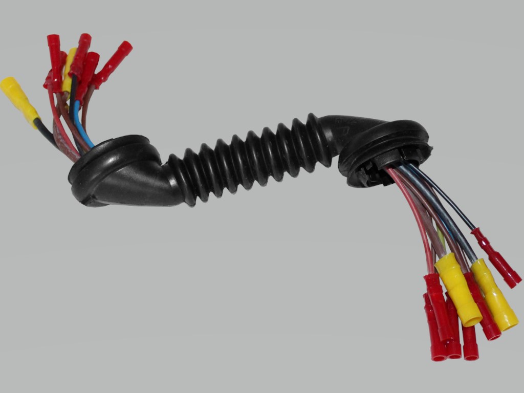 Kit di riparazione Opel Meriva per portellone posteriore, My. 05.03-05.10 Lunghezza: 250; preassemblato con connettore per paraurti e con soffietto